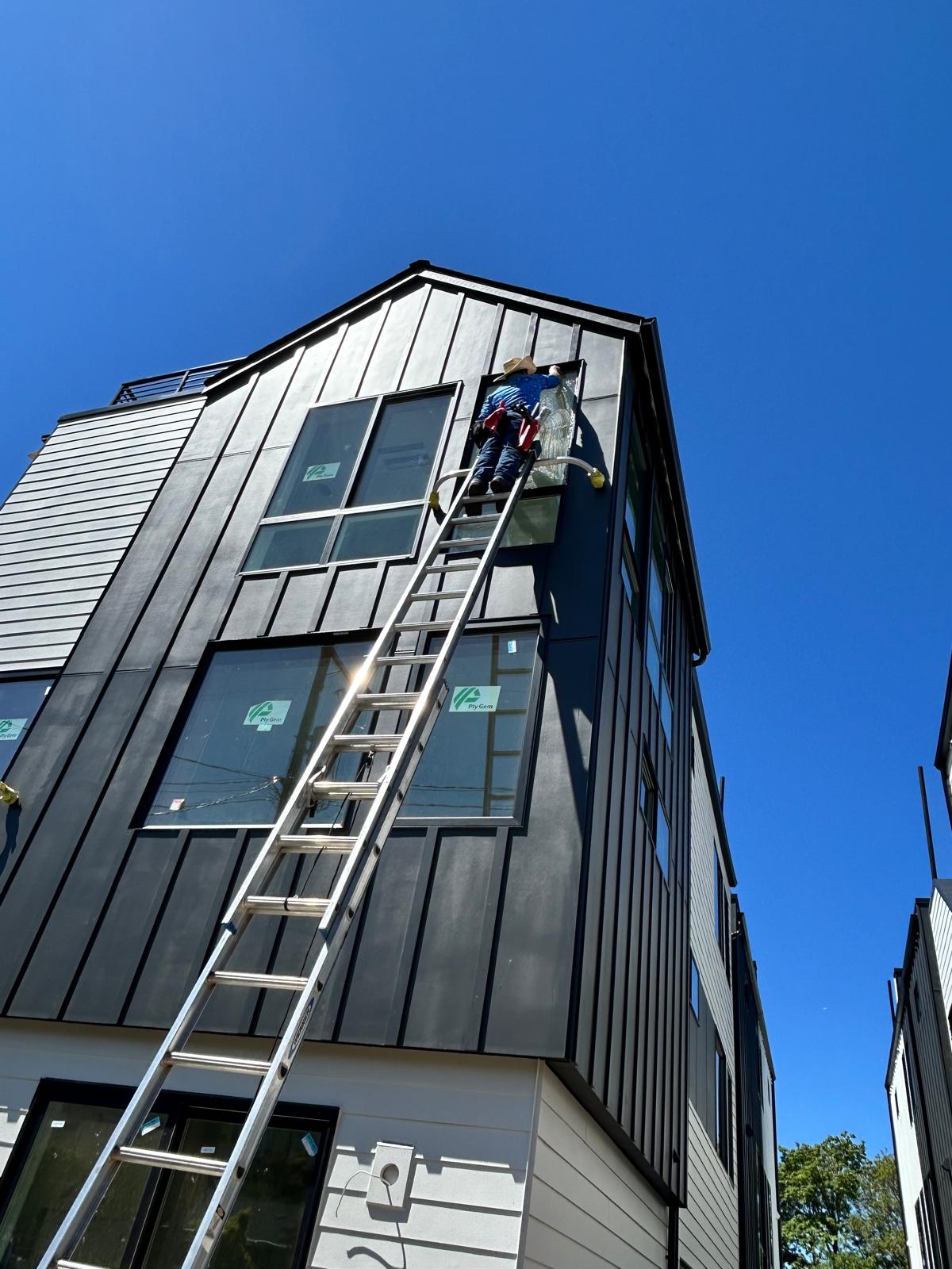 e60dfa50-9c8f-416b-bb40-2f024a53e0d8